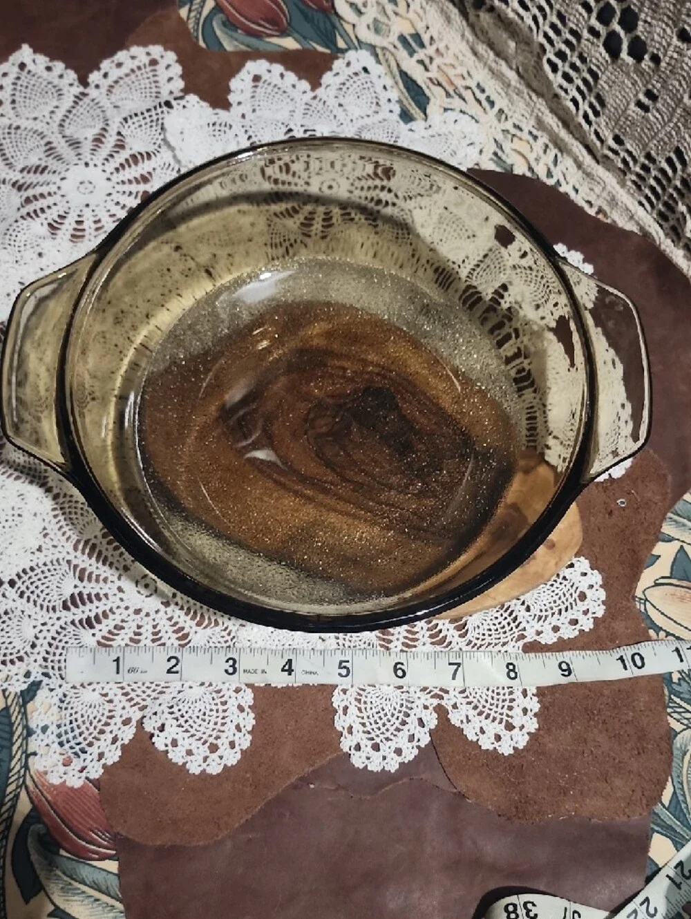 1970s Janette Glass Bake Amber Glass Baking Dish with Floral Motif